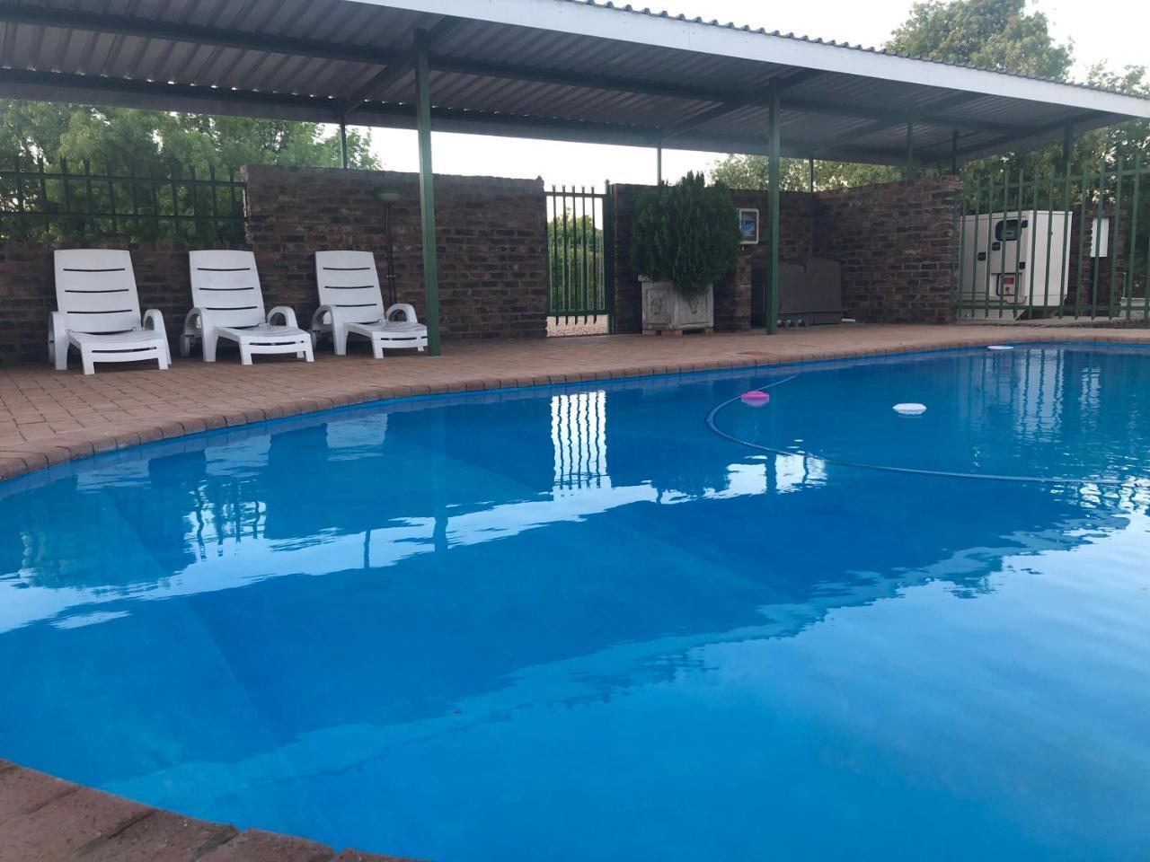 Sunset Chalets Colesberg Esterno foto